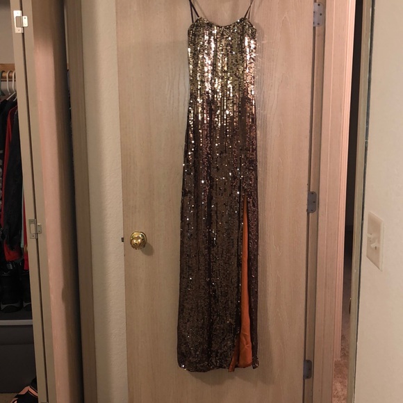 Sequin dress - Picture 1 of 7
